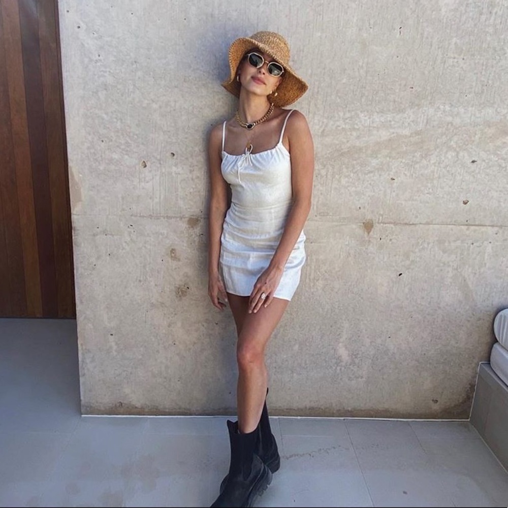 REFORMATION VIOLAINE LINEN MINI DRESS - Picture 2 of 8